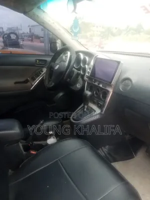Pontiac Vibe 2008 White