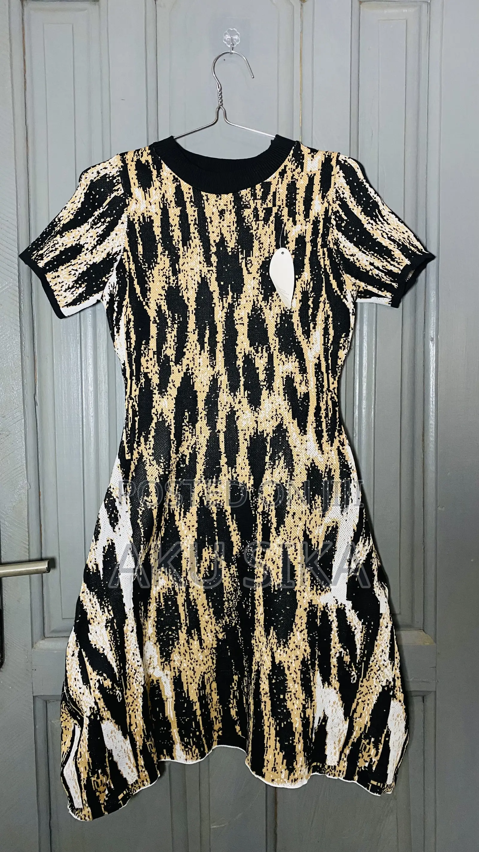 Ladies Dress