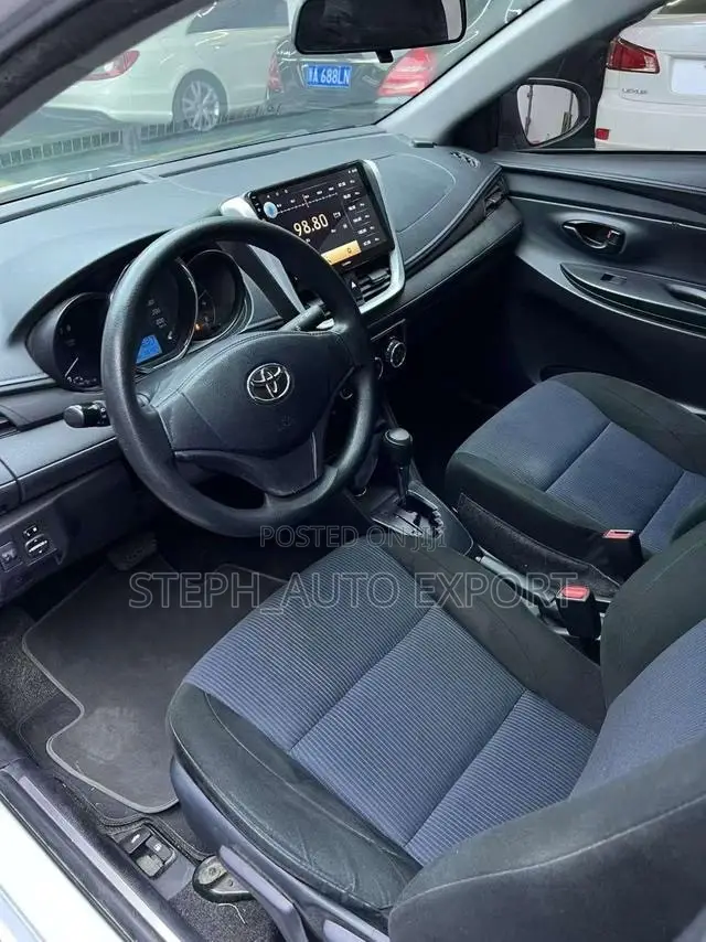 Toyota Yaris 2020 White