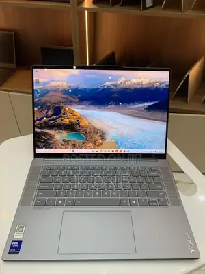 Laptop Lenovo Yoga Pro 9i Aura Edition 32GB Intel Core Ultra 7 SSD 1T
