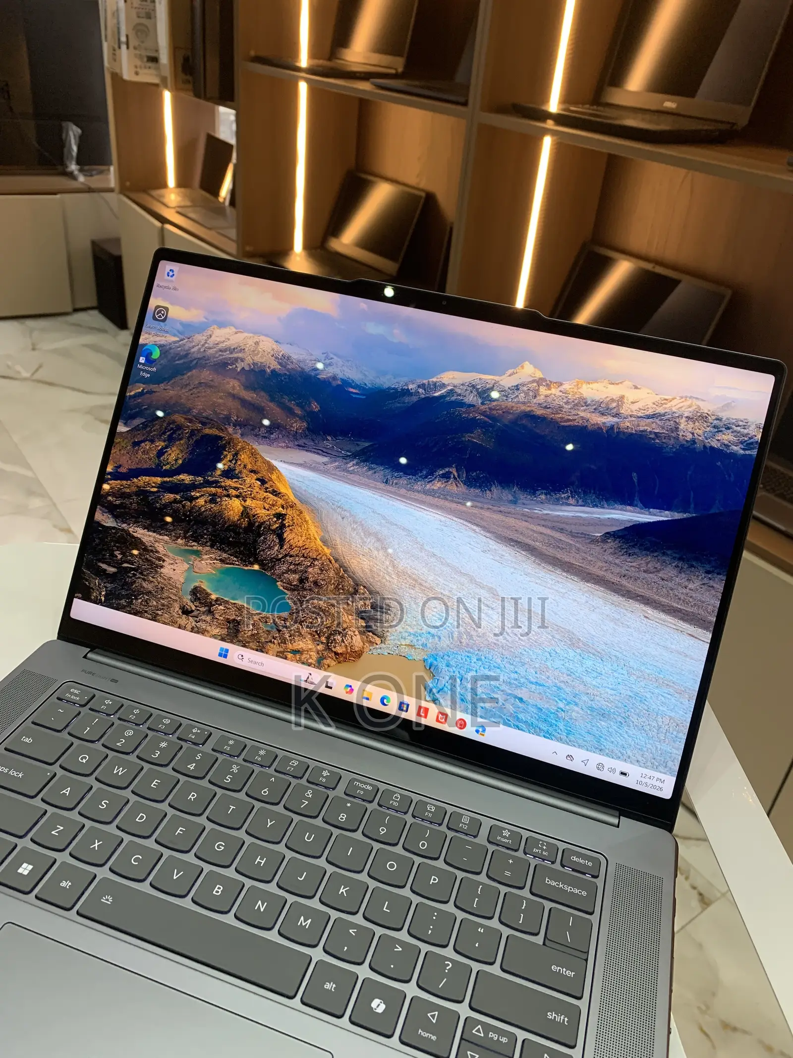 Laptop Lenovo Yoga Pro 9i Aura Edition 32GB Intel Core Ultra 7 SSD 1T