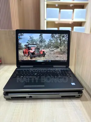 Laptop Dell Precision 7520 16GB AMD SSD 256GB