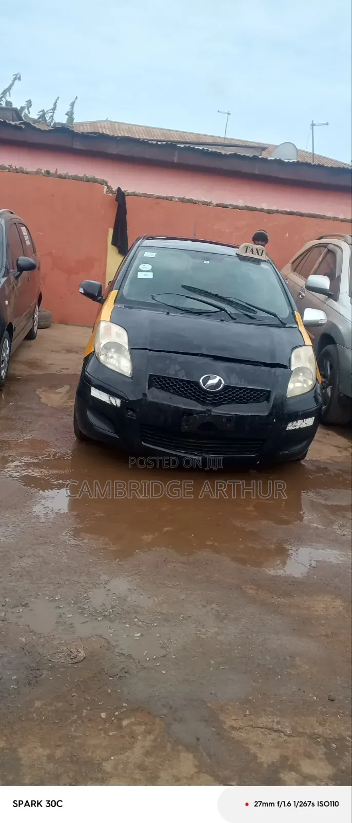 Toyota Vitz 1.3 FWD 3dr 2010 Black