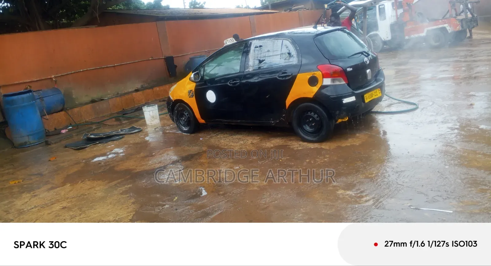 Toyota Vitz 1.3 FWD 3dr 2010 Black