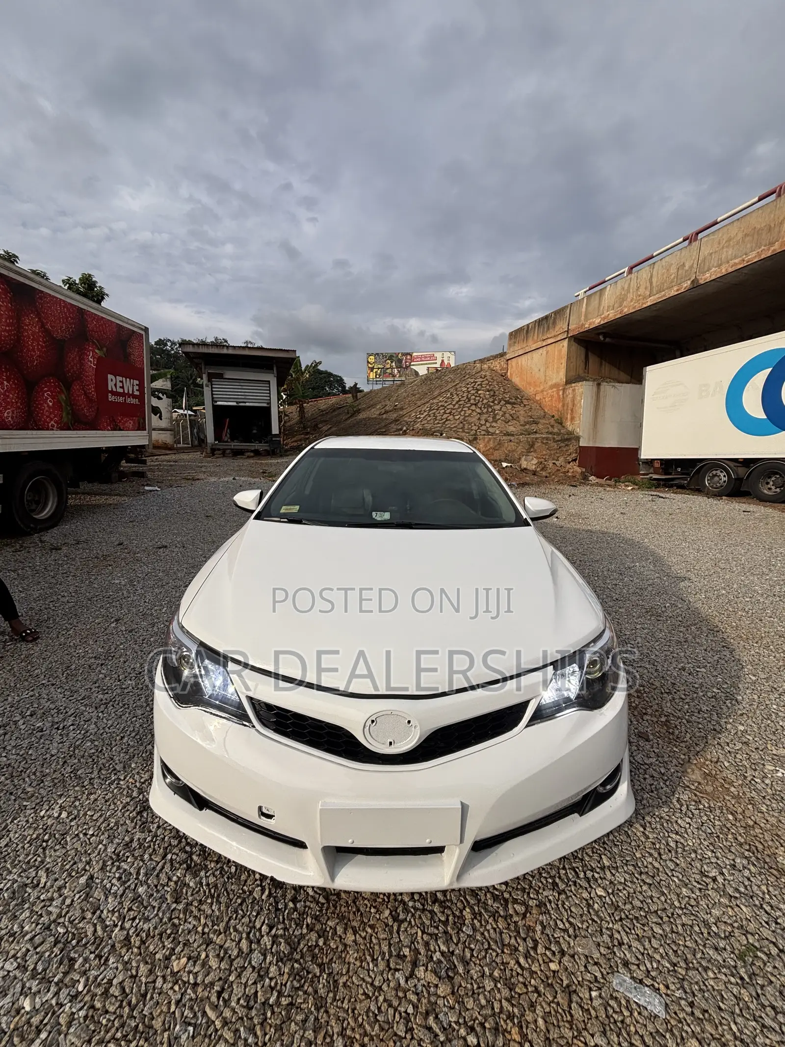 Toyota Camry 2014 White