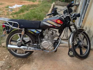 Royal Motorcycle 2025 Black