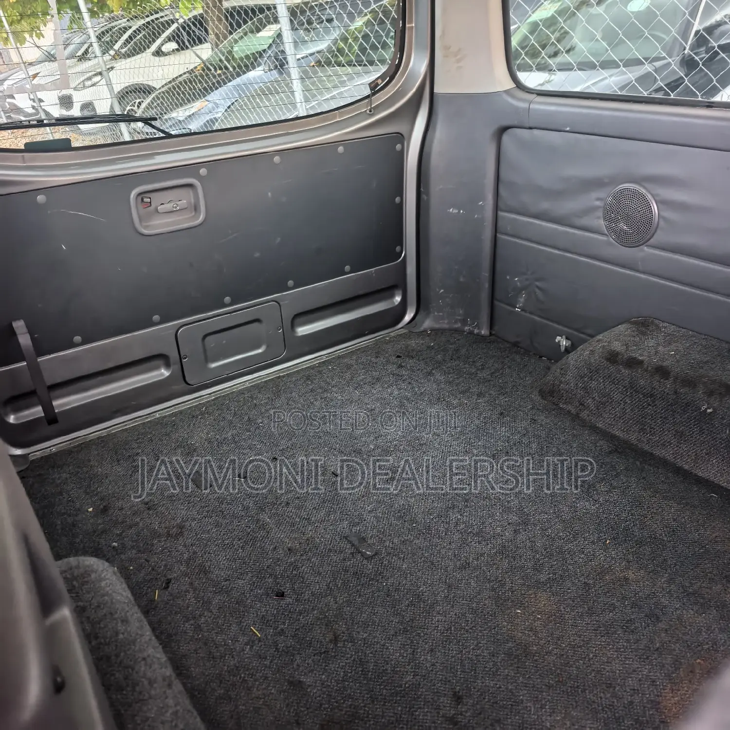 Nissan Caravan (Urvan) 2013 Grey