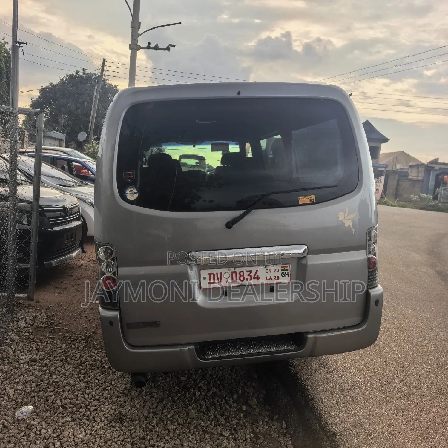 Nissan Caravan (Urvan) 2013 Grey