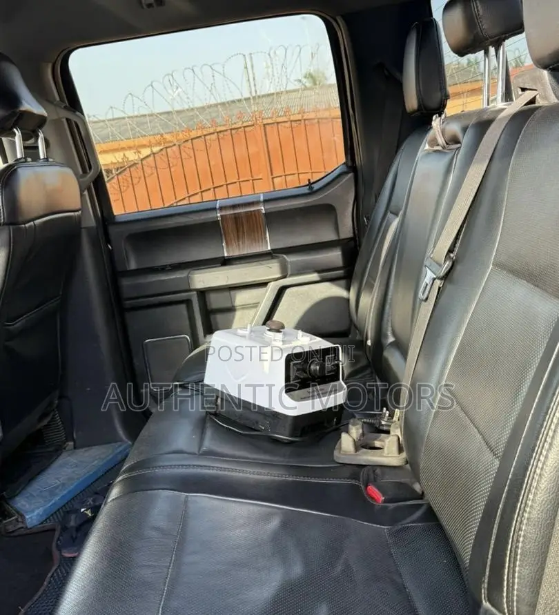 Ford F-150 2016 Black