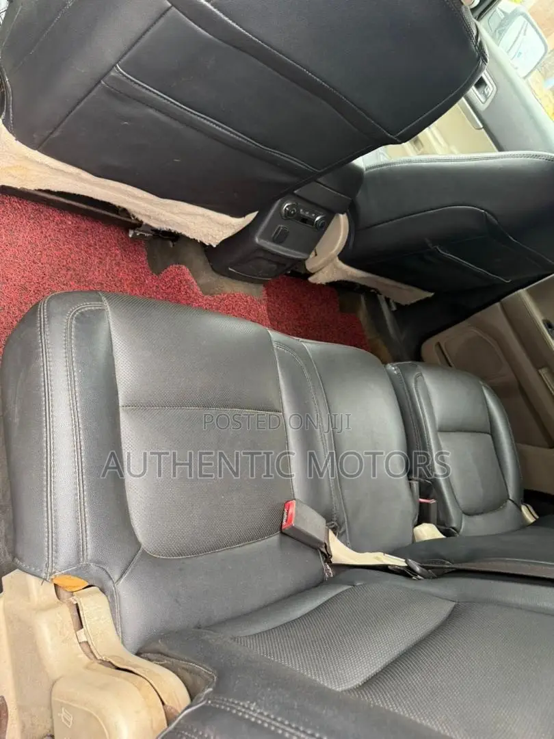 Ford Explorer 2011 White