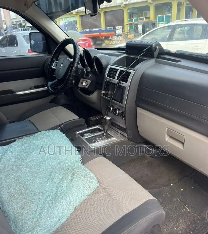 Ford Explorer 2011 White