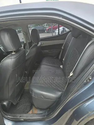 Toyota Corolla L 4dr Sedan (1.8L 4cyl 4A) 2015 Gray
