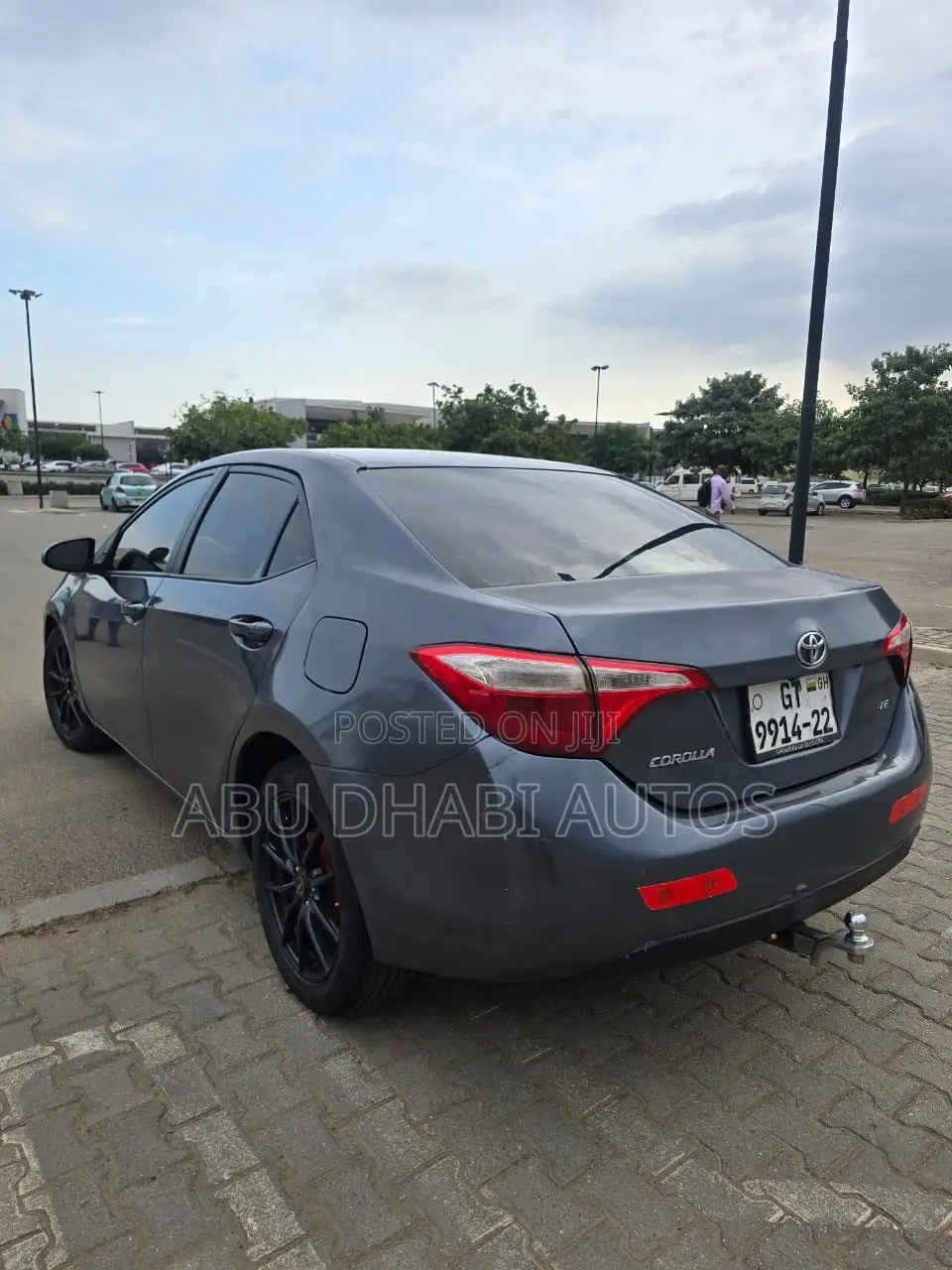 Toyota Corolla L 4dr Sedan (1.8L 4cyl 4A) 2015 Gray