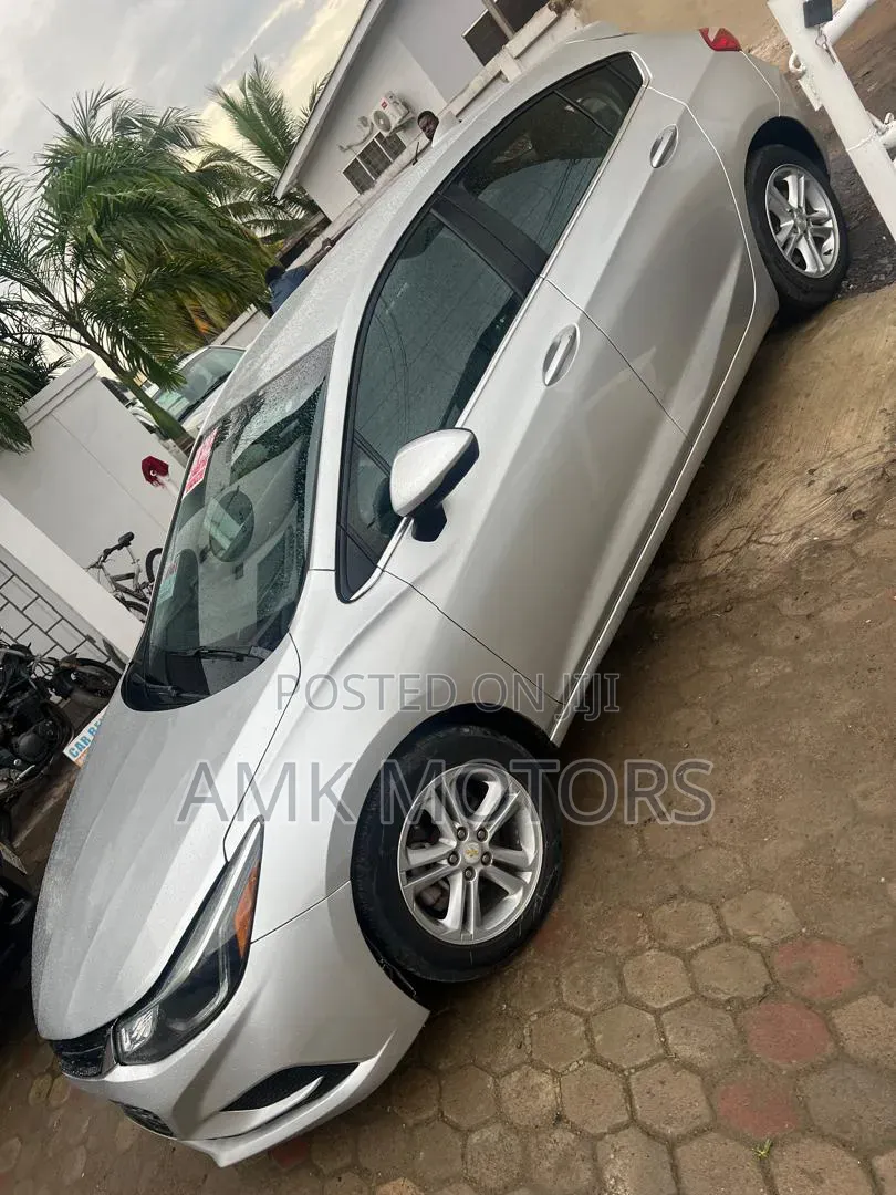 Chevrolet Cruze 2017 Silver