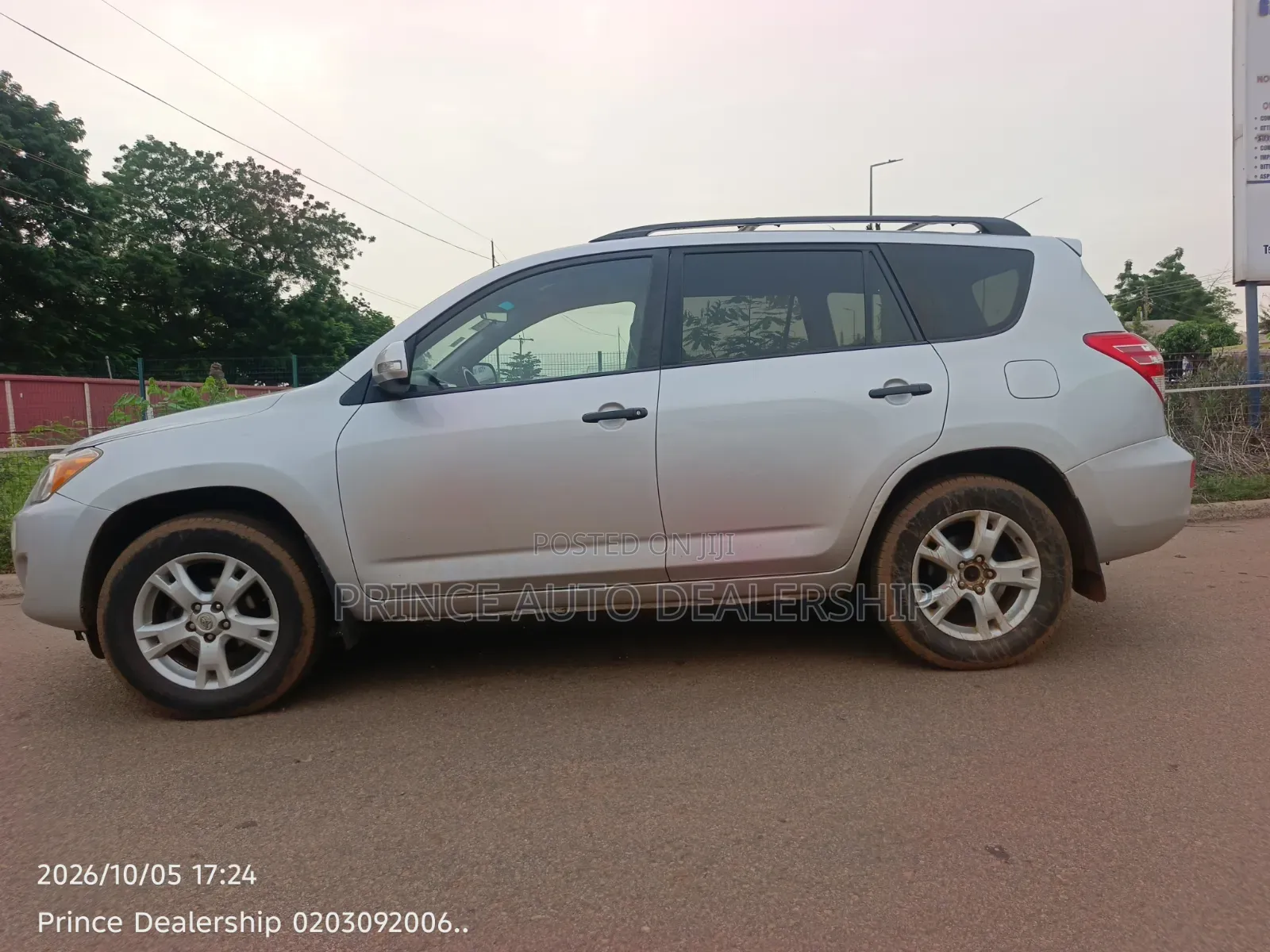 Toyota RAV4 2012 Silver