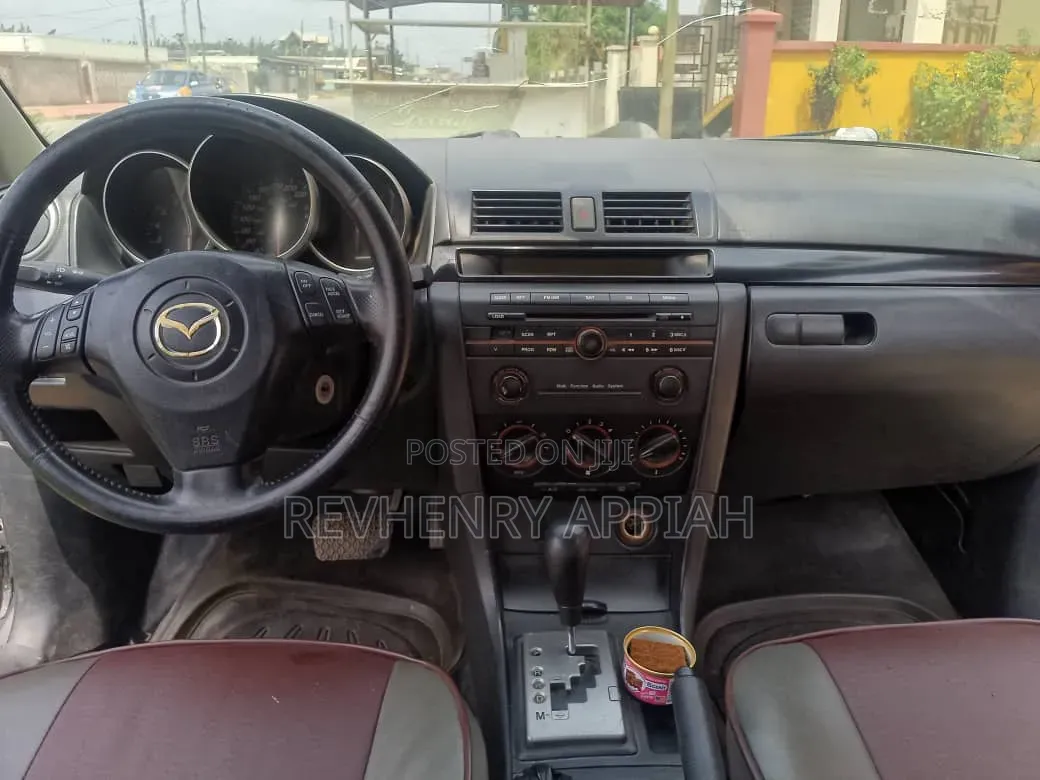 Mazda 3 2.0 i Sport Sedan Automatic 2010 Gray