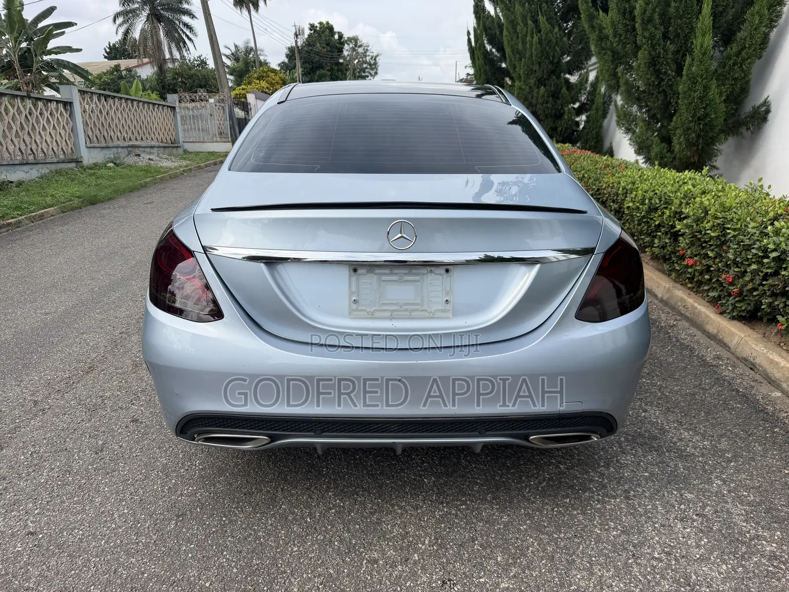 Mercedes-Benz C300 2017 Silver