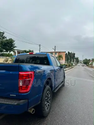 Ford F-150 XLT 2023 Blue