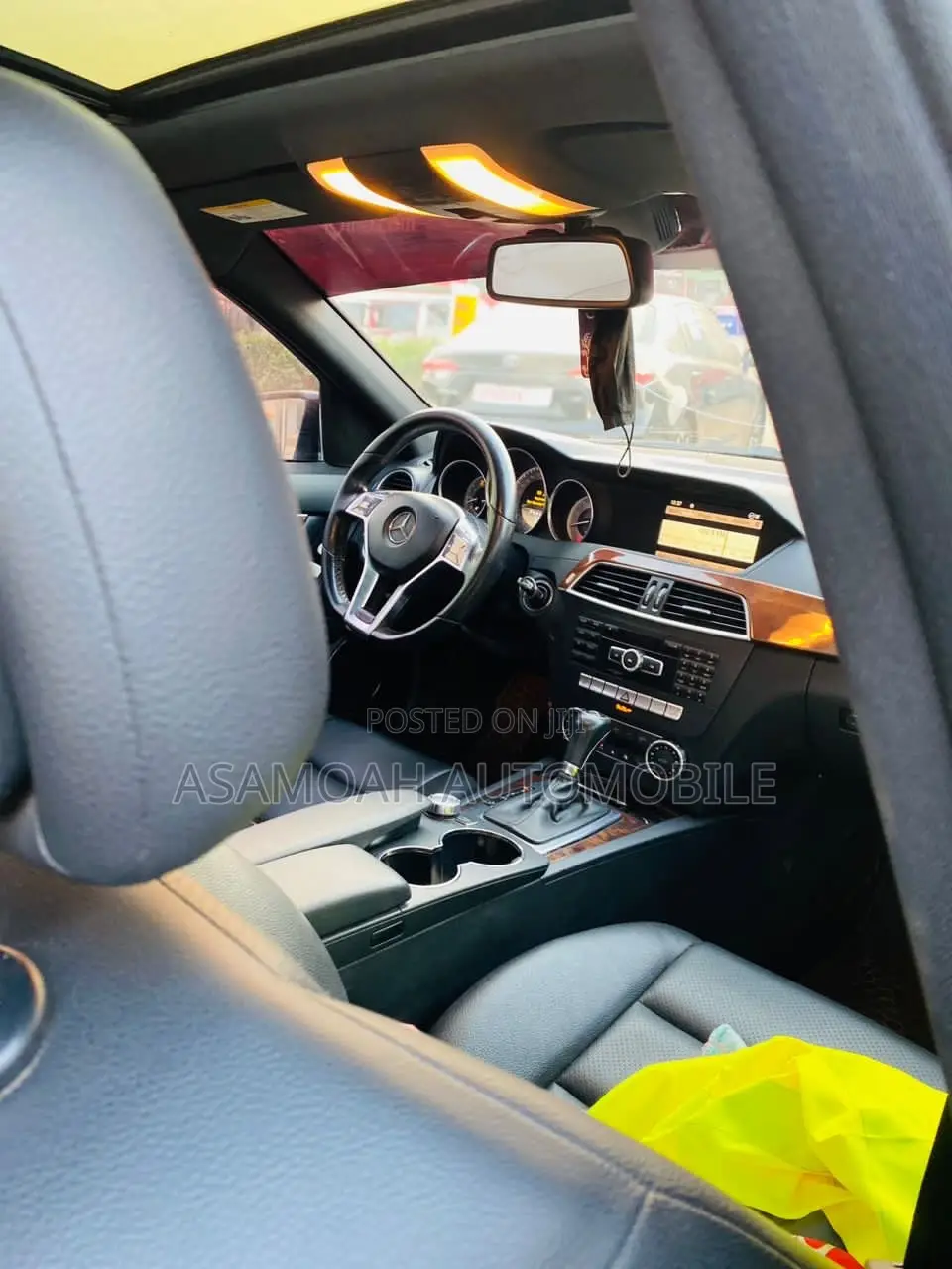 Mercedes-Benz C250 2012 Black