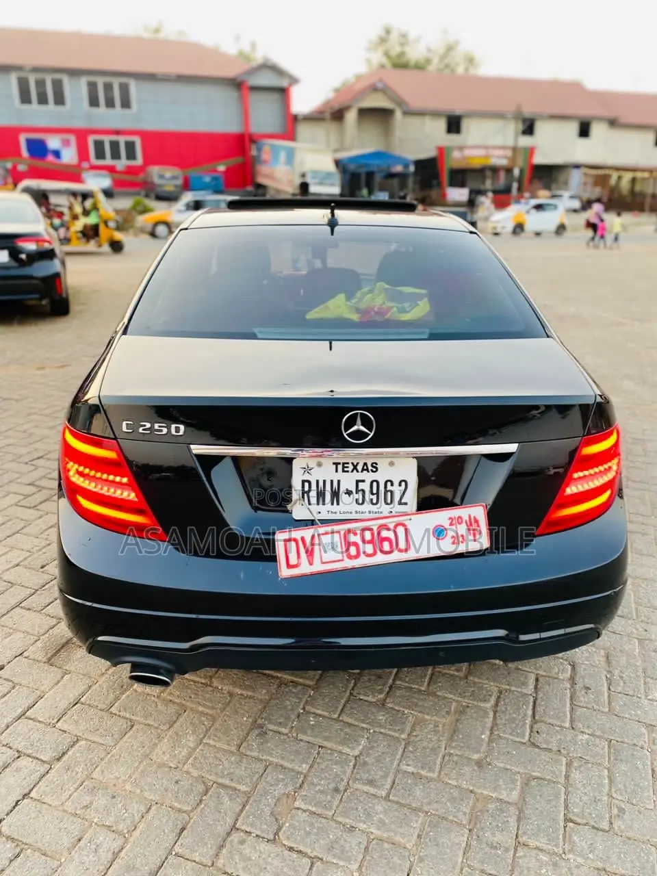 Mercedes-Benz C250 2012 Black