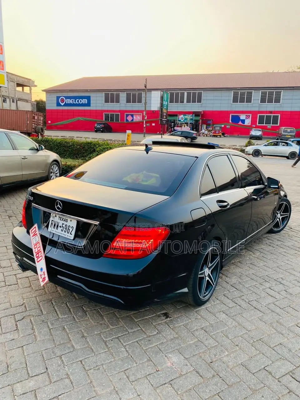 Mercedes-Benz C250 2012 Black