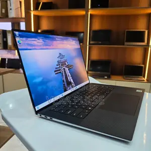 Laptop Dell Precision 5550 32GB Intel Core i7 SSD 1T