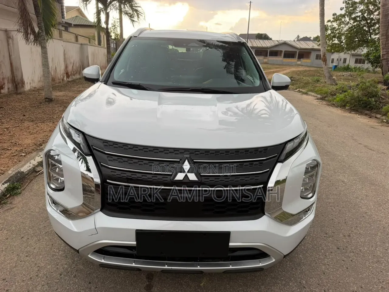 Mitsubishi Outlander SEL 2022 White