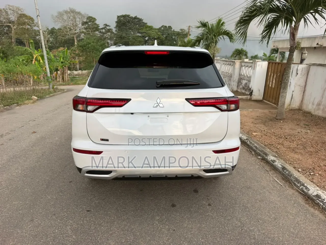 Mitsubishi Outlander SEL 2022 White