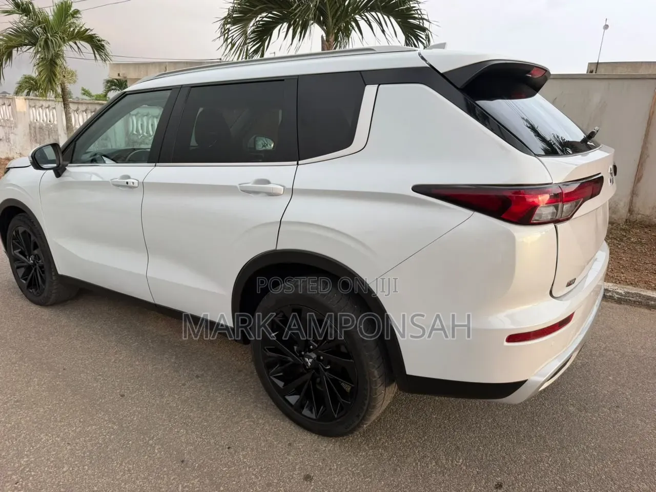 Mitsubishi Outlander SEL 2022 White