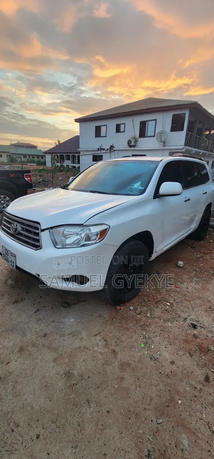 Toyota Highlander SE 2011 White
