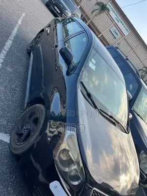 Toyota Matrix Hatchback FWD (1.8L 4cyl 5M) 2010 Black