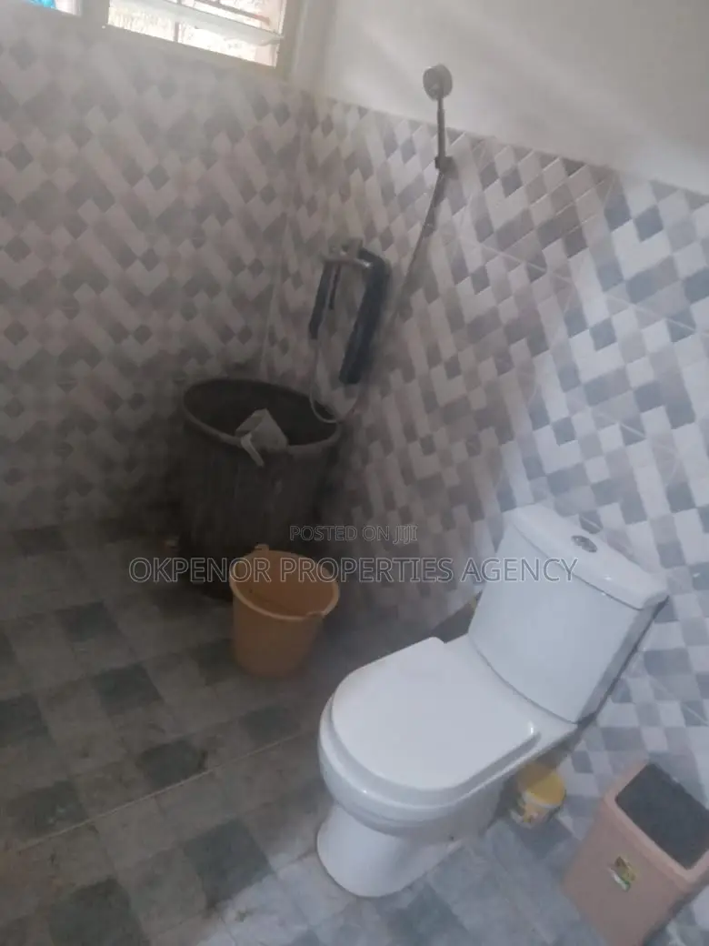 4bdrm House in Takoradi for sale