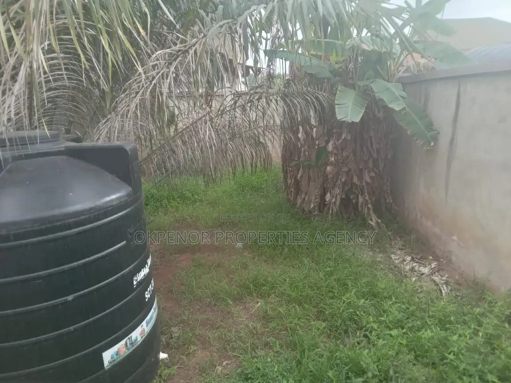 4bdrm House in Takoradi for sale