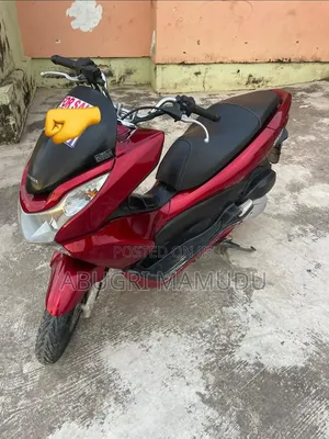 Honda 2025 Red
