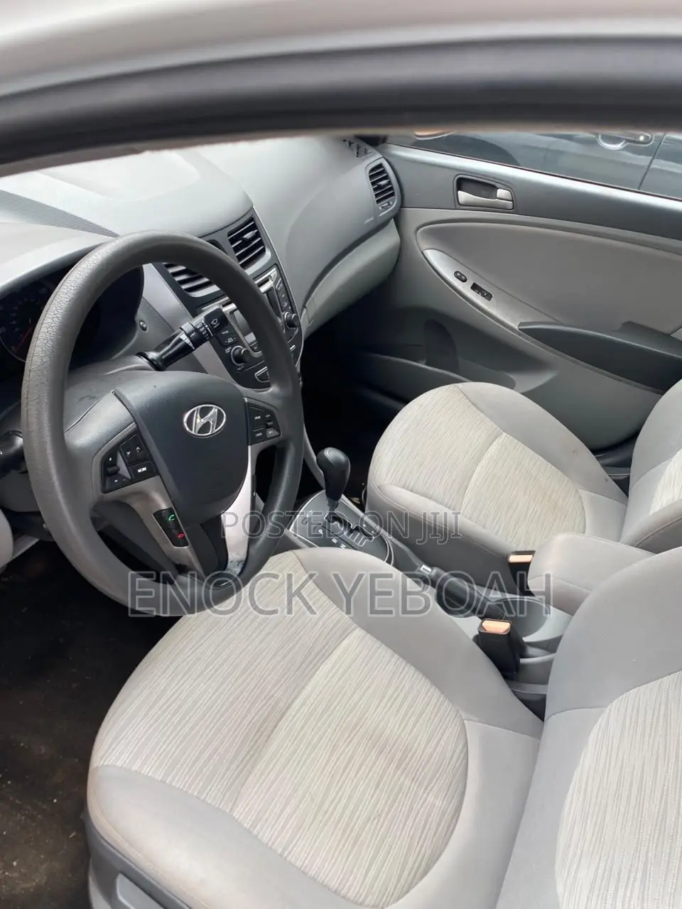 Hyundai Accent SE Sedan 2016 White