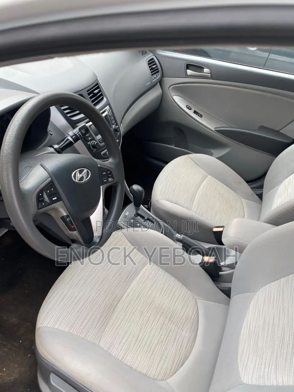 Hyundai Accent SE Sedan 2016 White