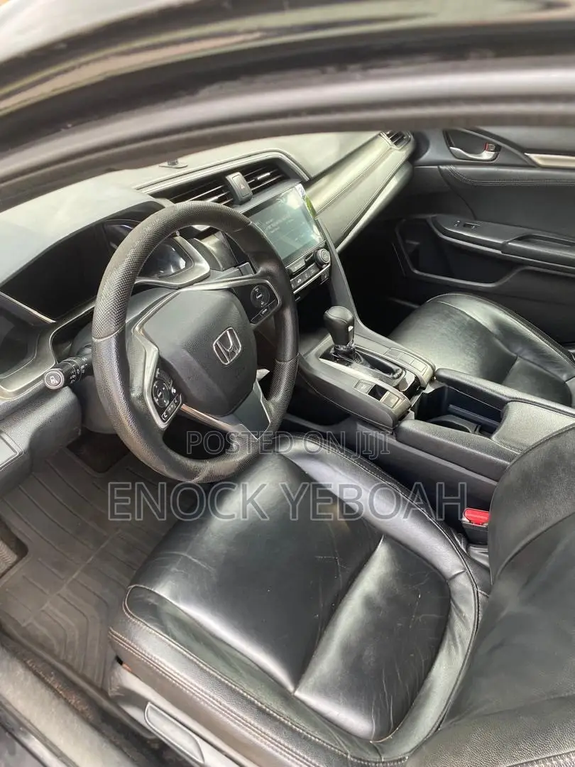 Honda Civic EX 4dr Hatchback (1.5L 4cyl) 2017 Black