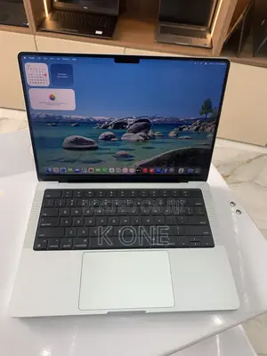 Laptop Apple MacBook Pro 2021 M1 16GB Apple M1 Pro SSD 1T