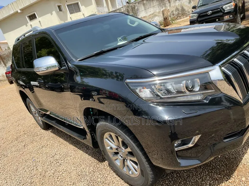 Toyota Land Cruiser Prado 2.8 2021 Black