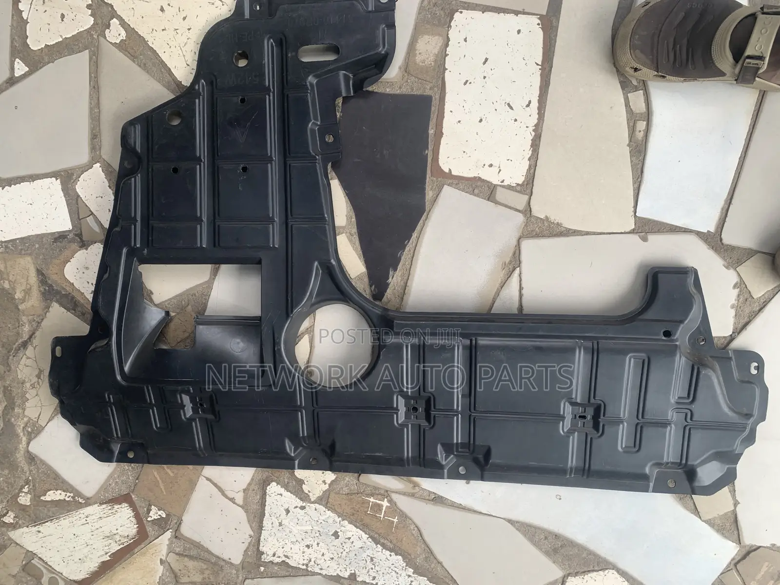 Toyota Rav4 Engine Under Panel