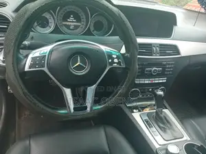 Mercedes-Benz C250 2014 White