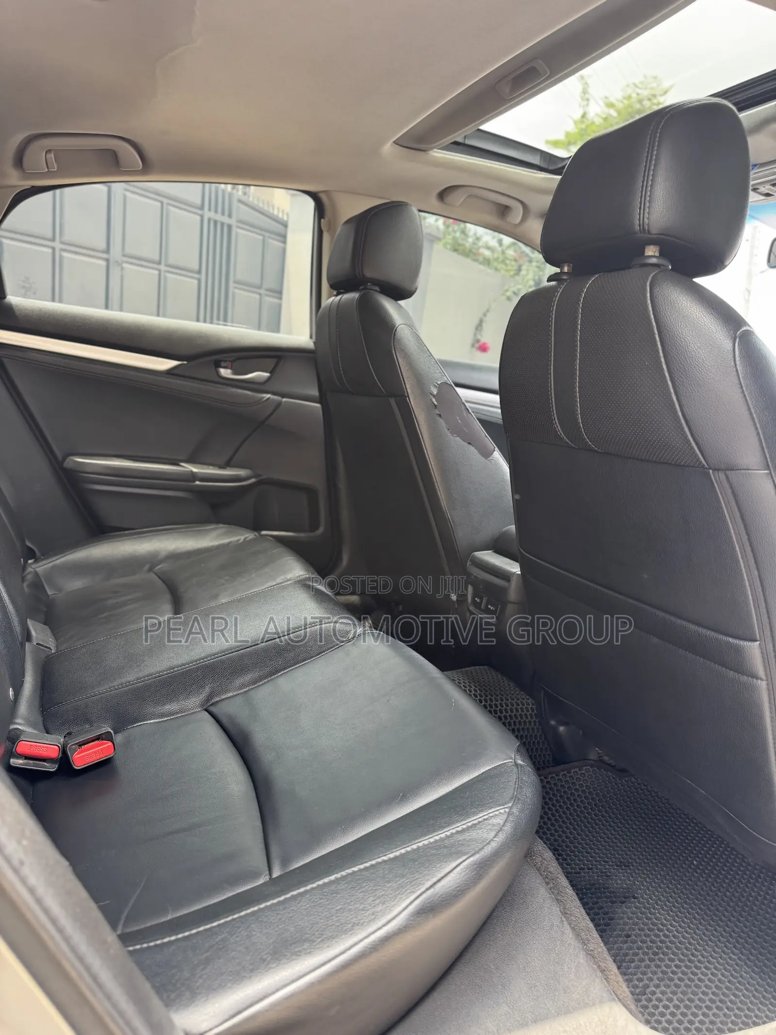 Honda Civic Touring 4dr Sedan (1.5L 4cyl) 2017 Silver