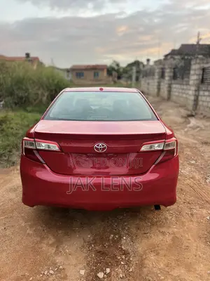 Toyota Camry SE Sport 4dr Sedan (2.5L 4cyl 6A) 2014 Red