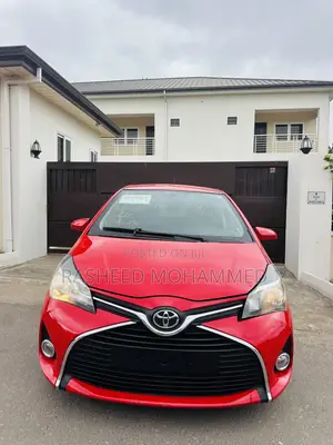 Toyota Yaris SE Hatchback 5dr 2016 Red