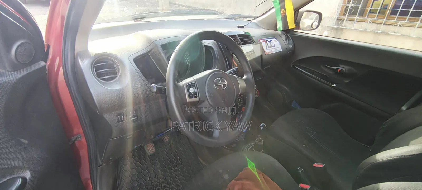 Scion xD Base 2014 Red