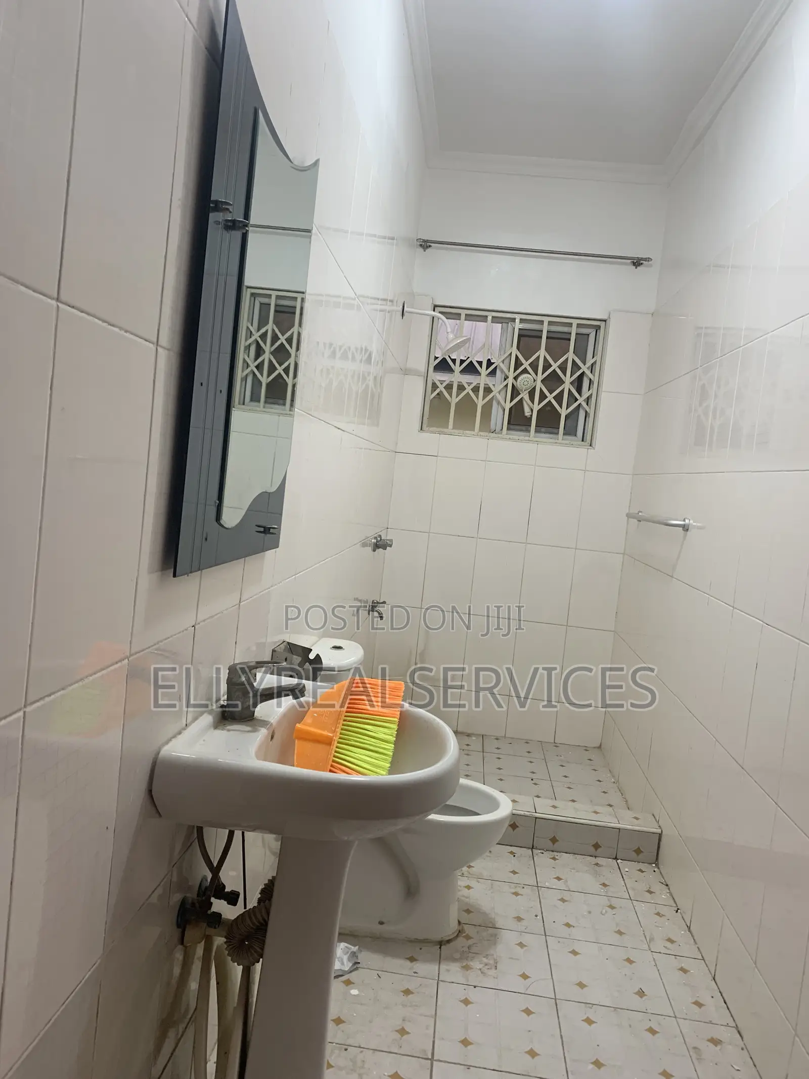2bdrm House in Ellyrealservices, Oyarifa for rent