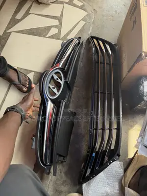 Hyundai Elantra 2014 2015 2016 Top and Down Shells or Grille