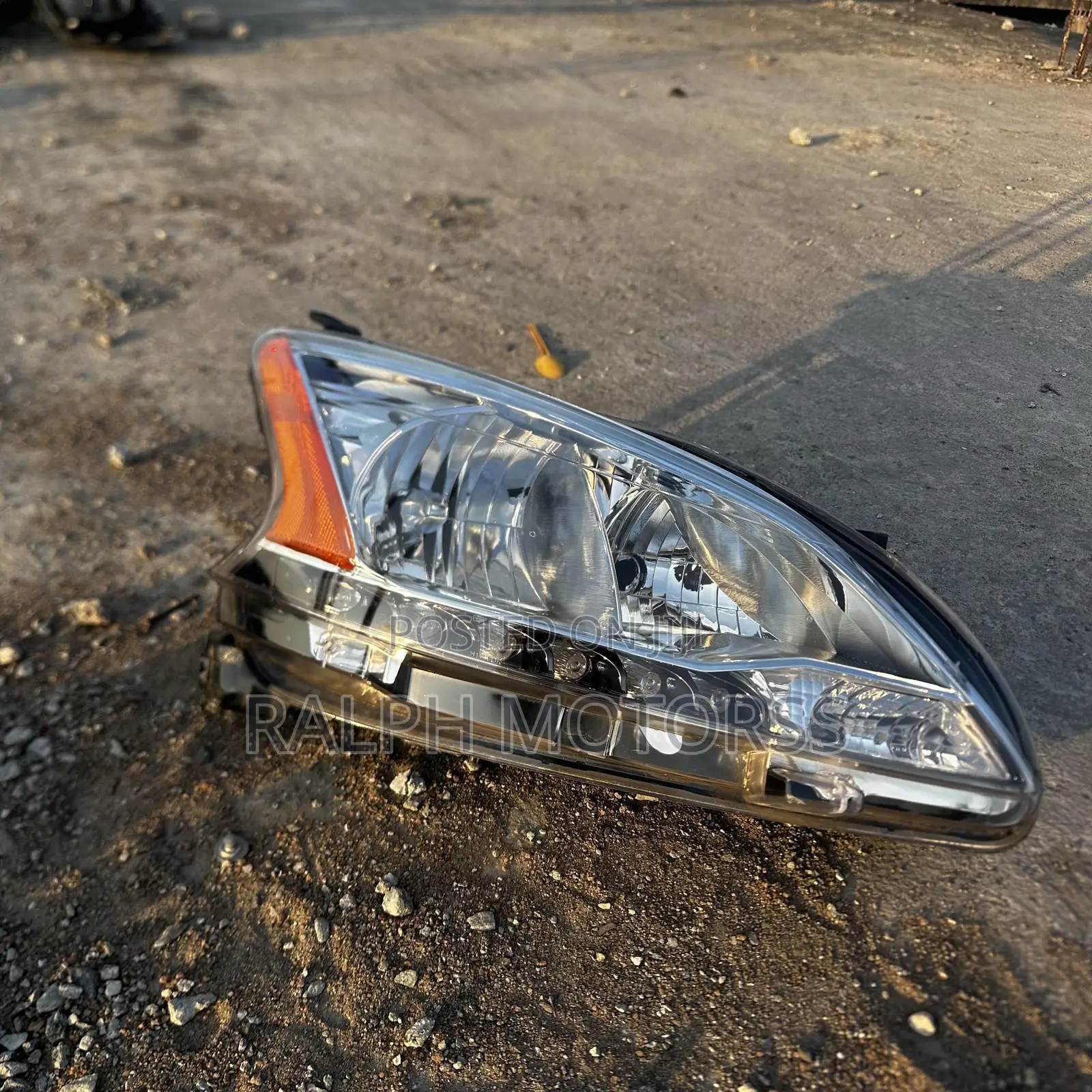 Nissan Sentra 2013-15 Headlight Pair