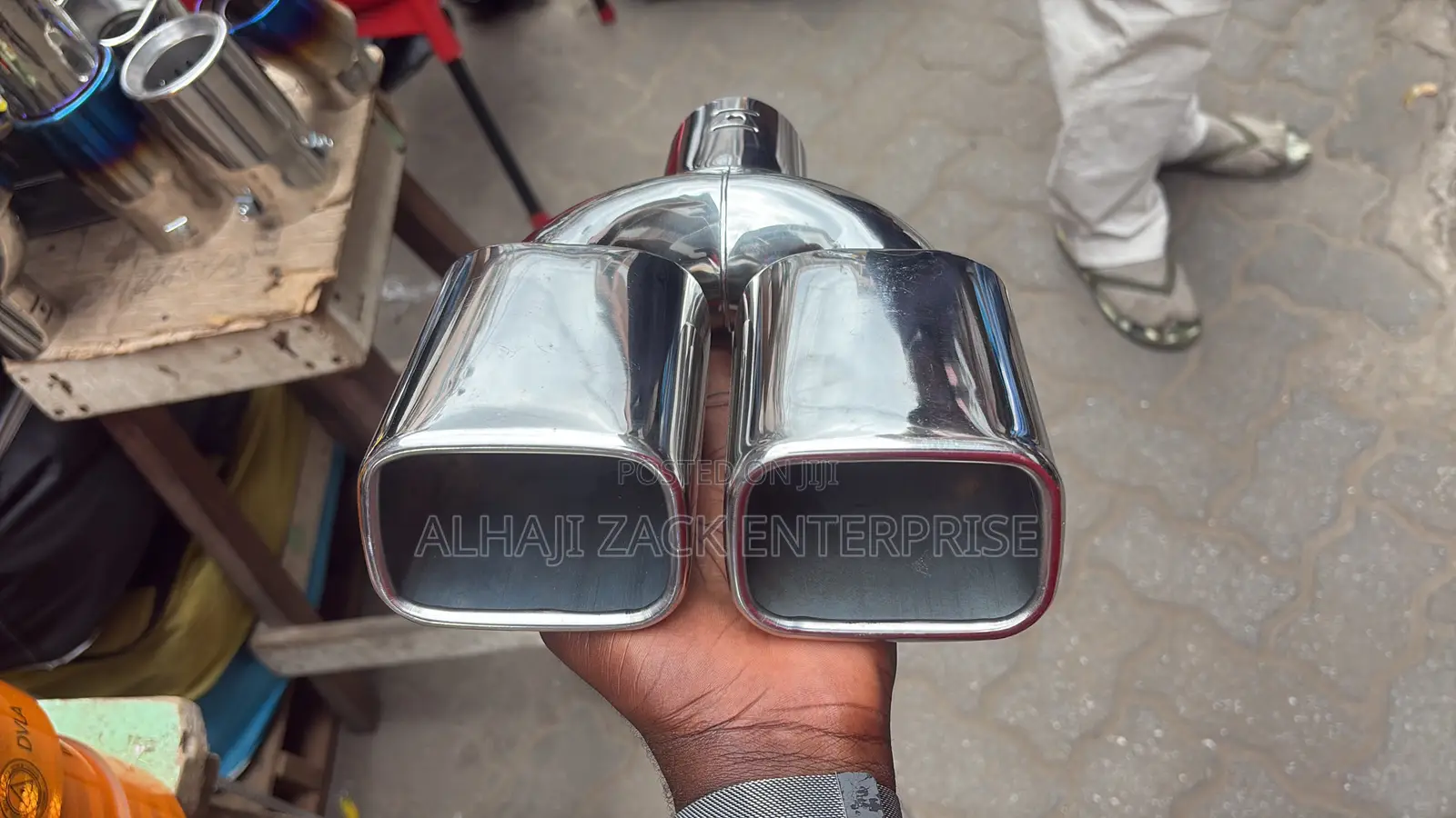 Double Mouth Exhaust Muffler Tail