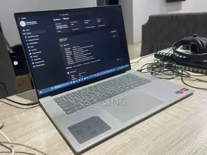 Laptop Dell Inspiron 16 5635 8GB AMD Ryzen 5 SSD 512GB